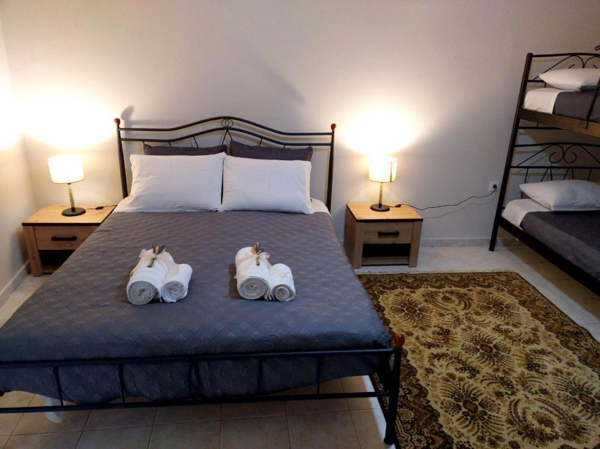 Gk Porto Heli Apartment Rozaiika